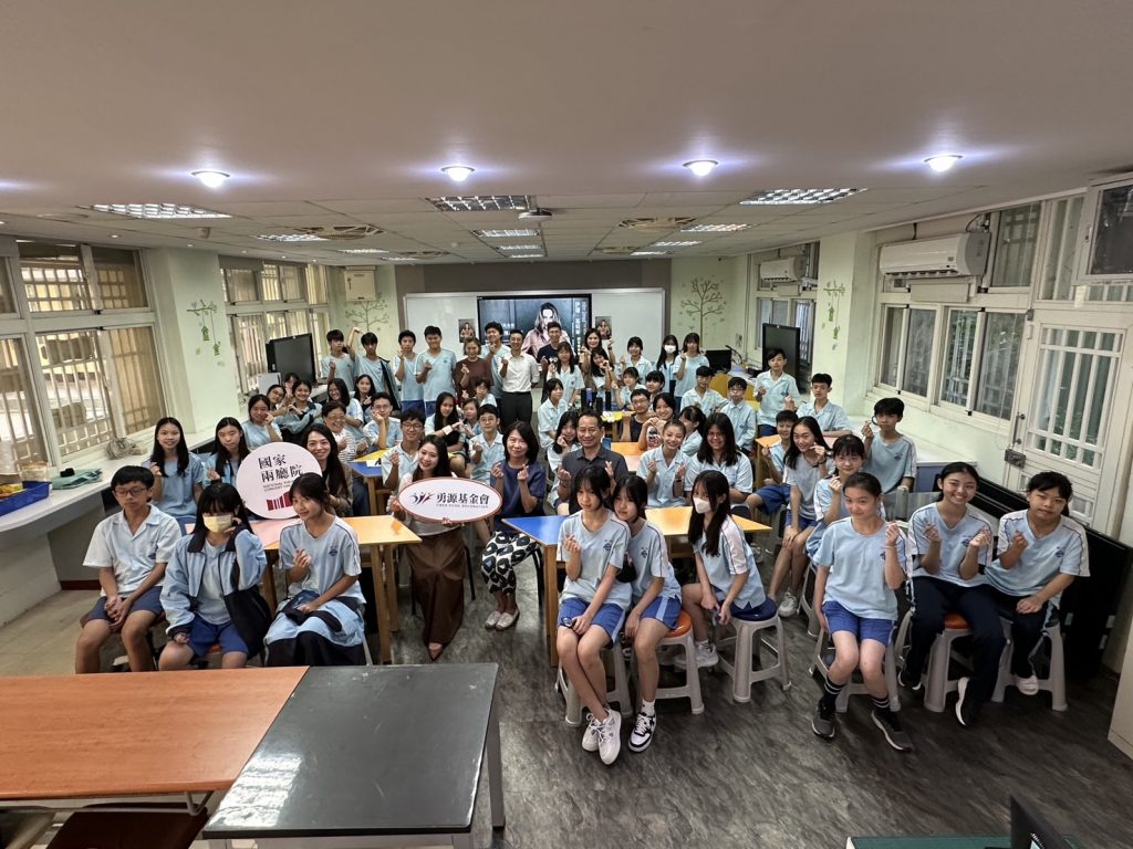 與講師林玉淳副教授大合照